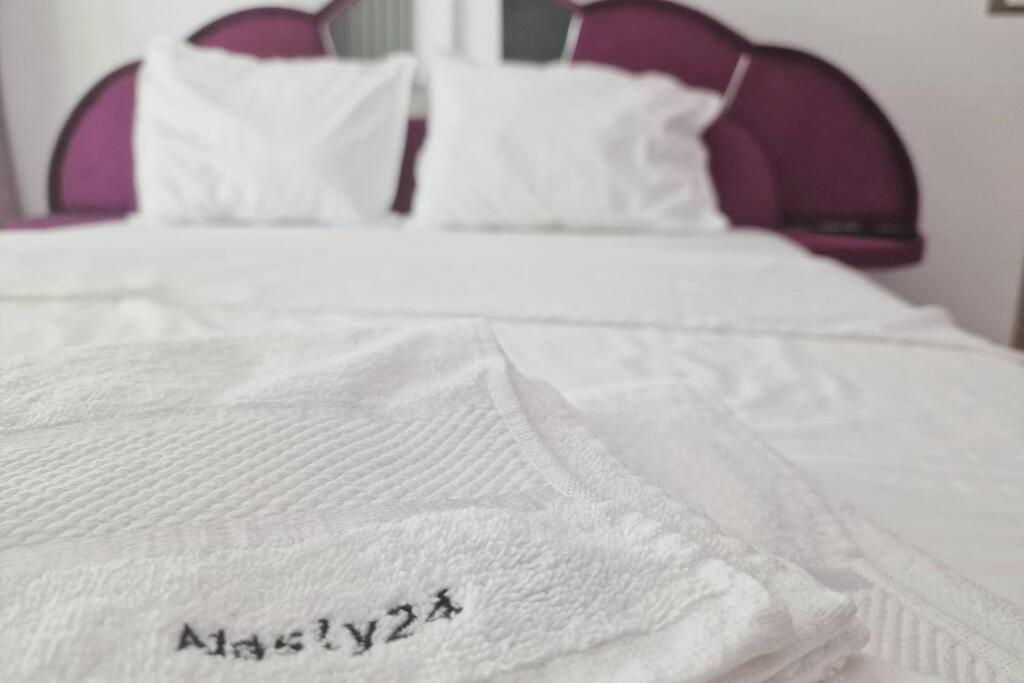 Nasty 24 Aparthotel Pool & Spa Mamaia Nord 那沃达利 外观 照片