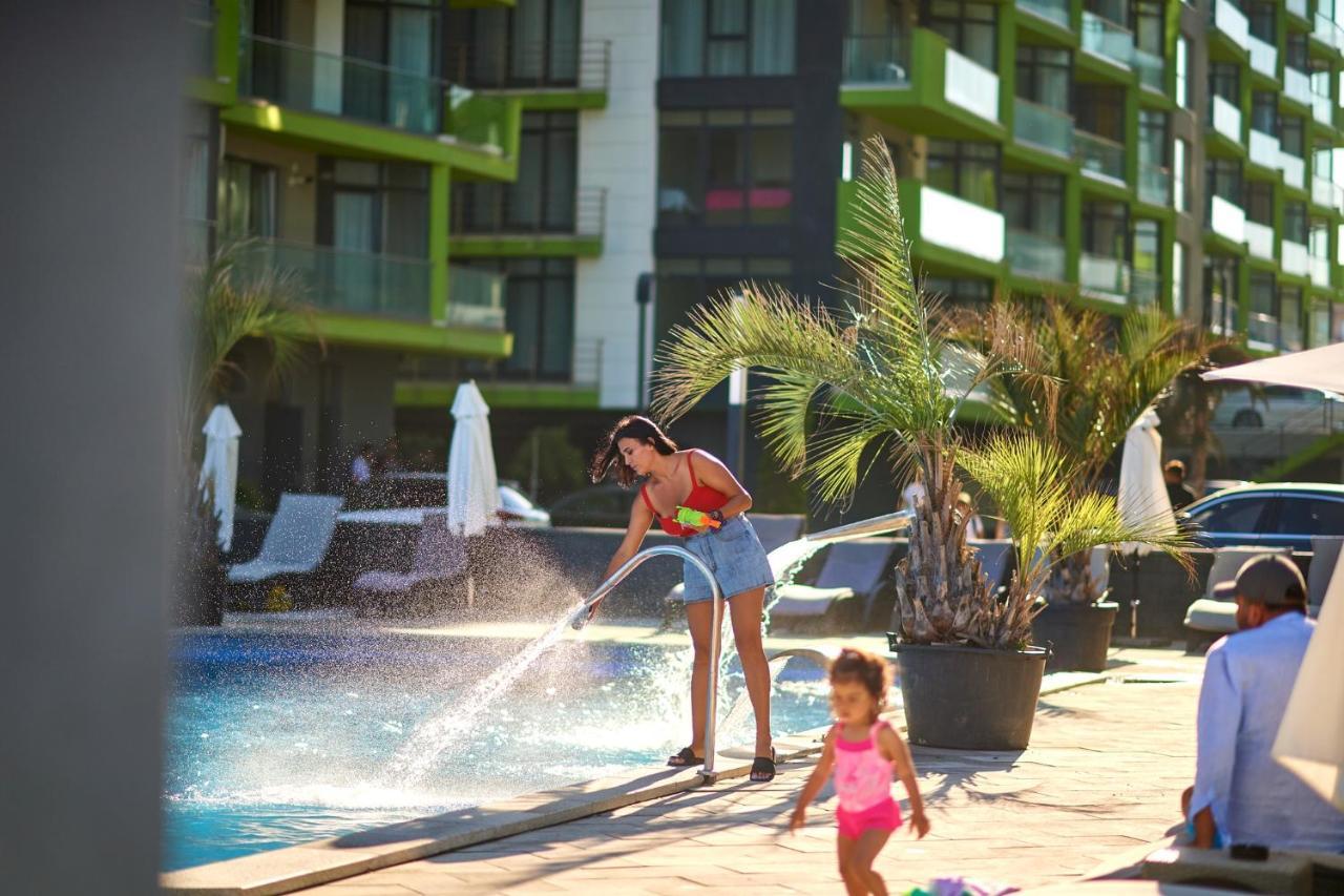 Nasty 24 Aparthotel Pool & Spa Mamaia Nord 那沃达利 外观 照片